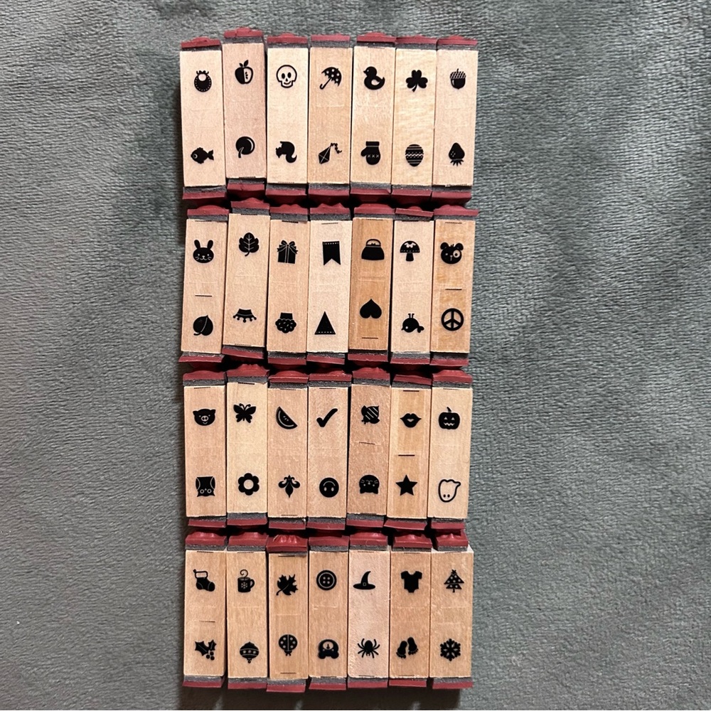Stampin’ Up! 28 double sided Mini wood stamps (56 images) with storage box